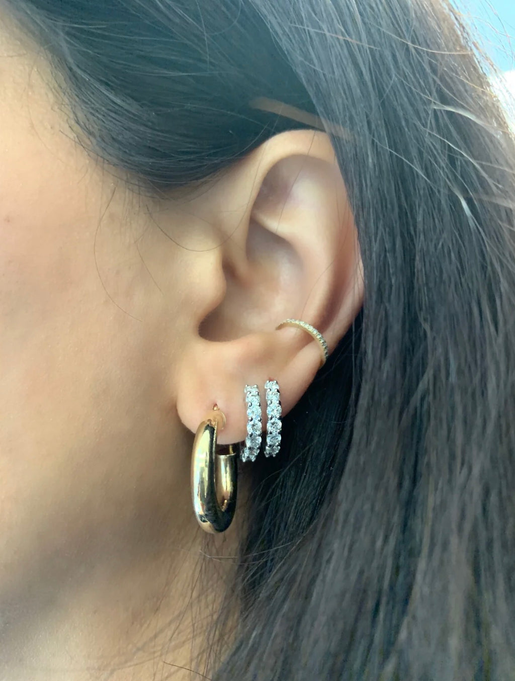 REGINA DIAMOND HOOP EARRINGS