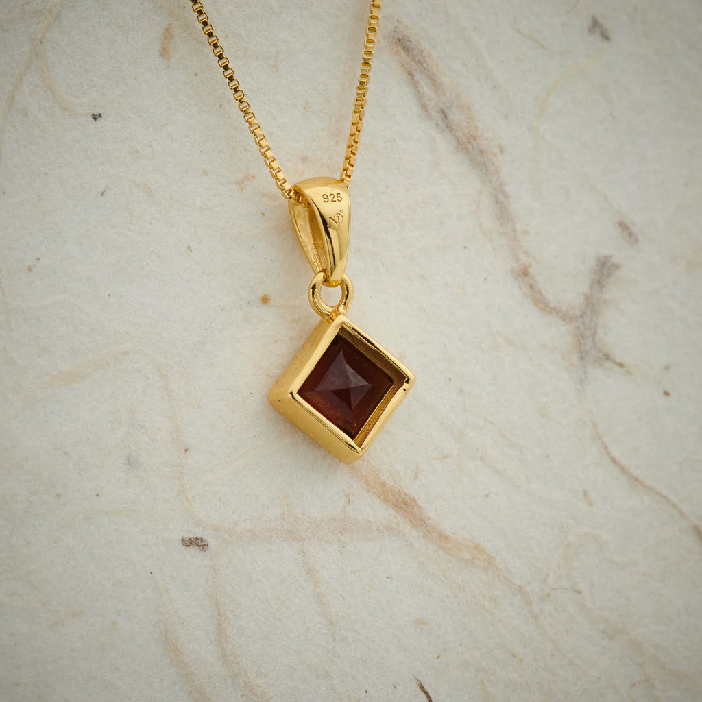 Garnet Everyday Gold Pendant