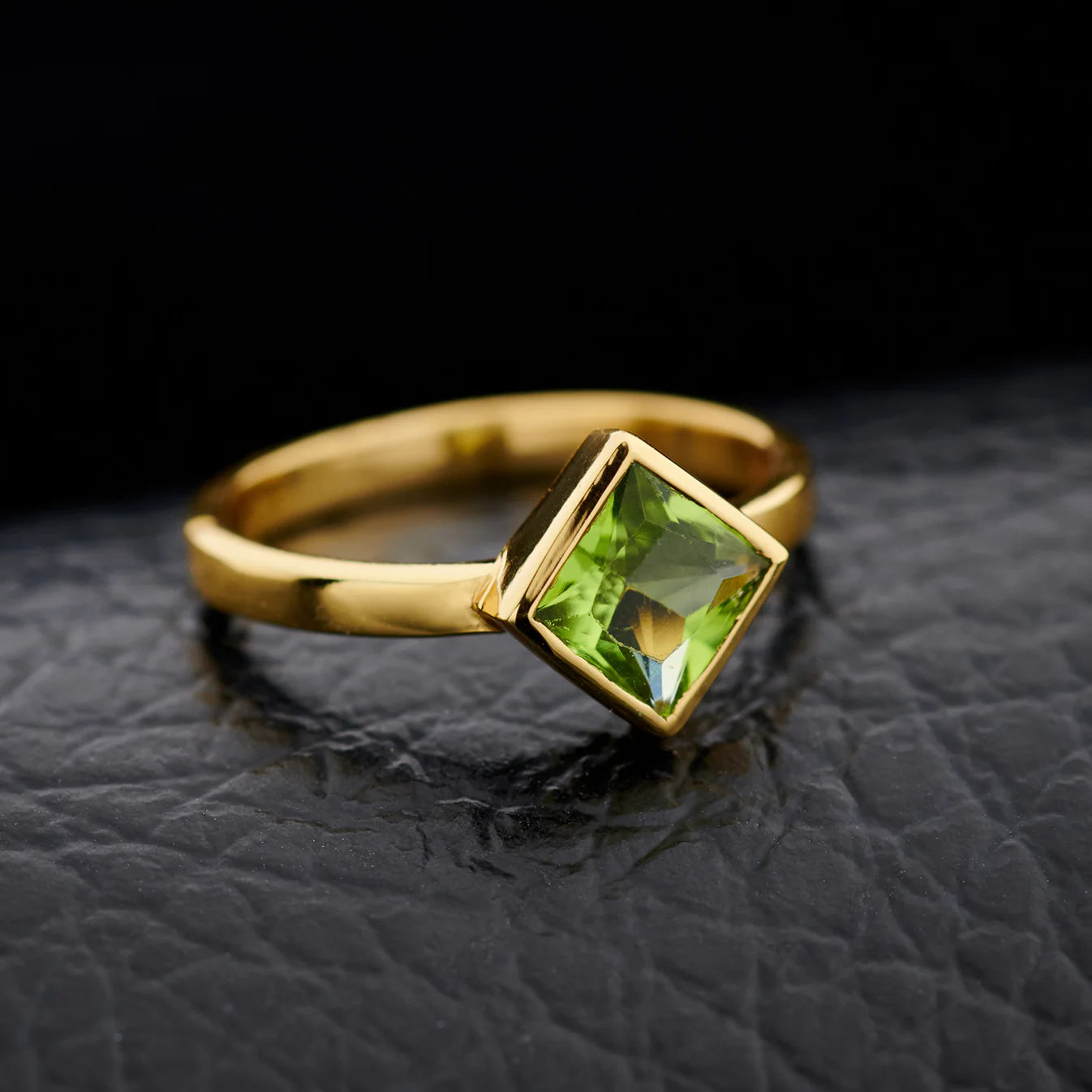Peridot Everyday Gold Ring