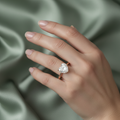 Janis Heart Shape - Lifestyle